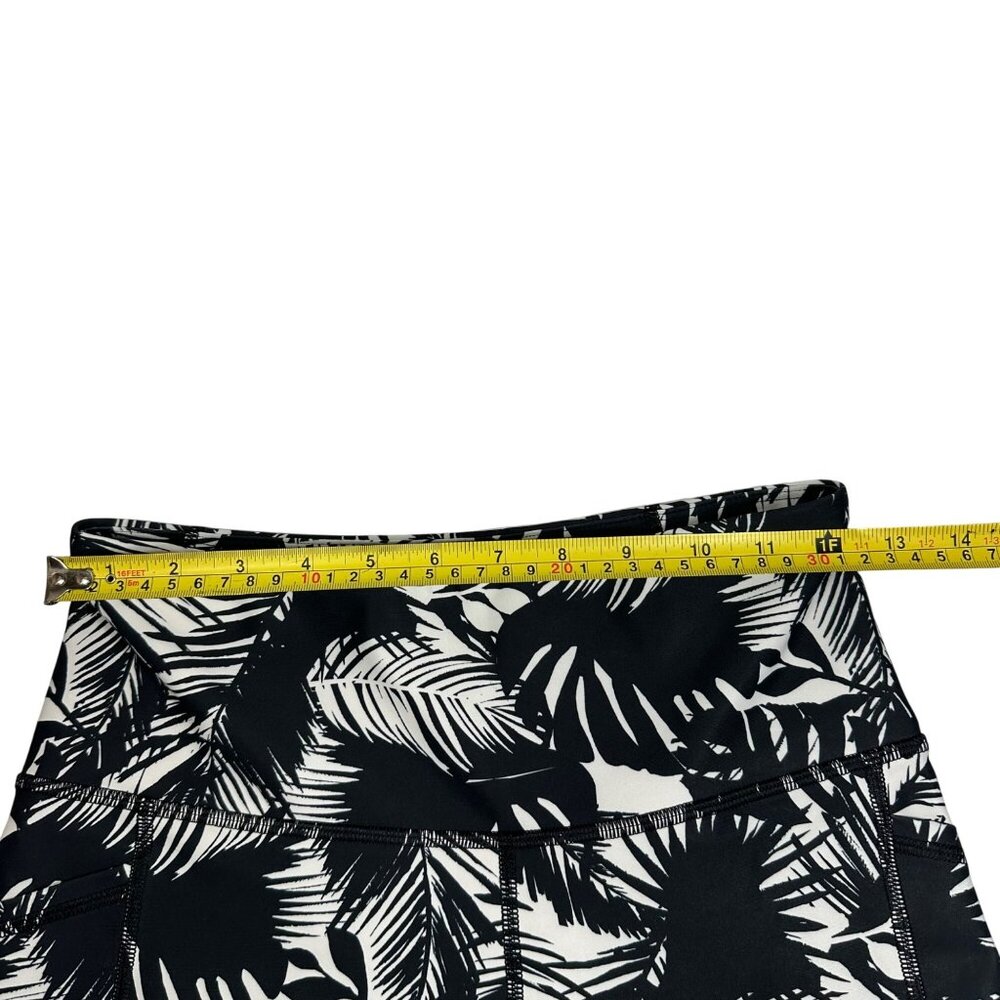 Old Navy Active Powersoft Tropical Print High-Waisted Womens Biker Shorts SZ M - Picture 6 of 8